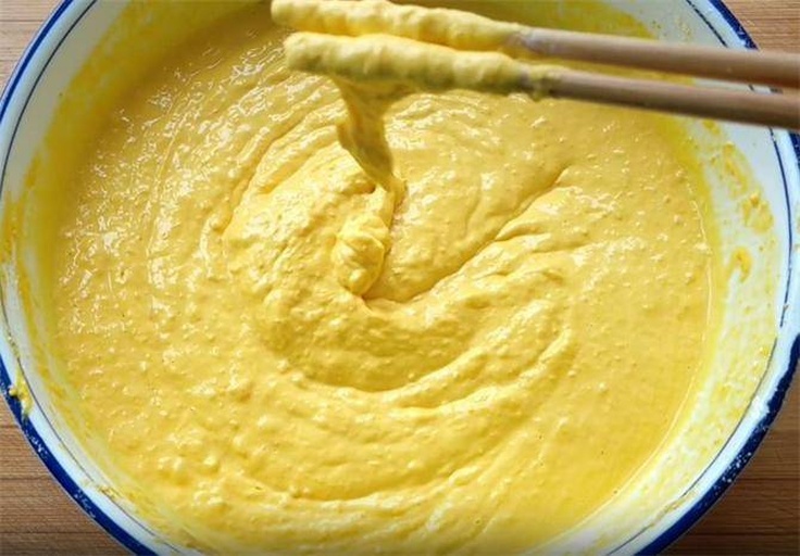 班戟面糊过筛过程