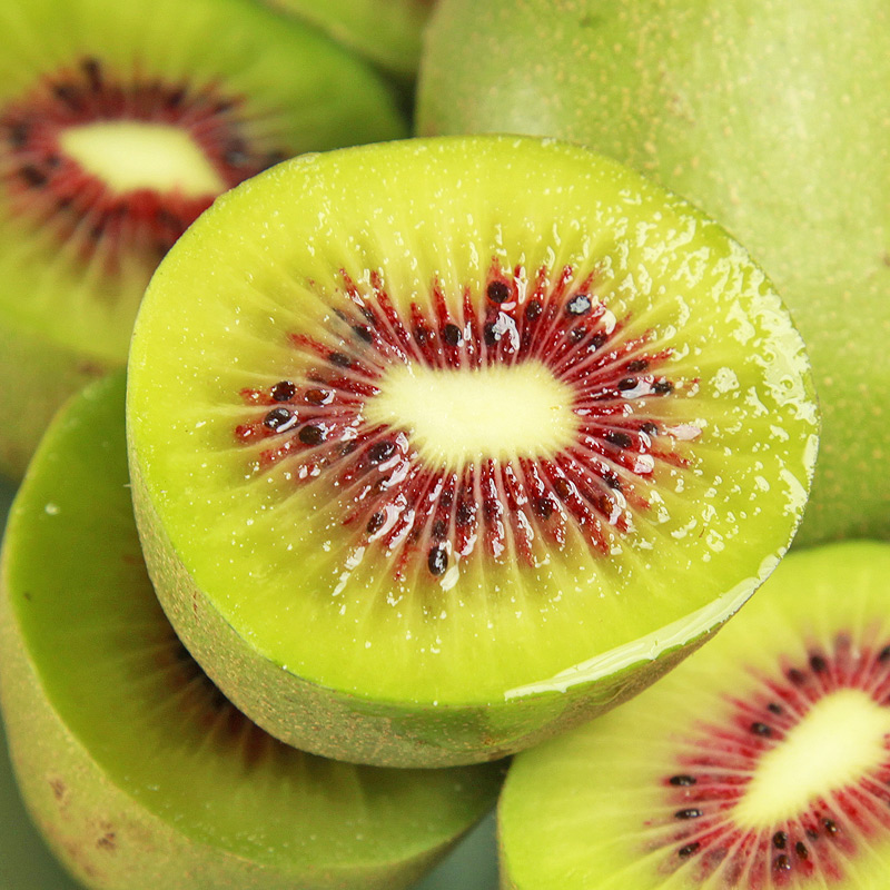 红心猕猴桃切面特写