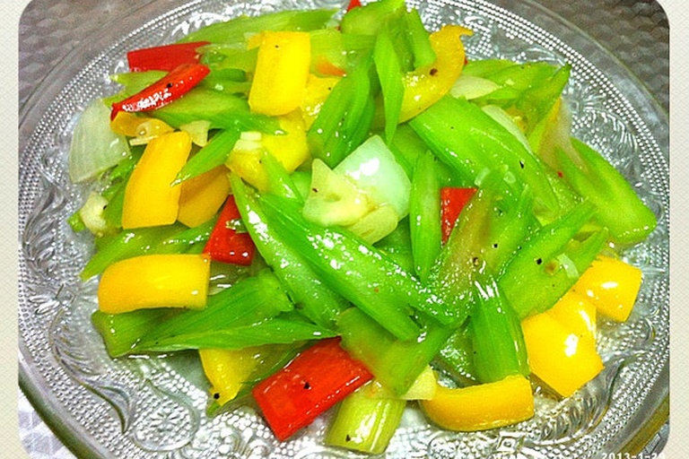 西芹料理成品图