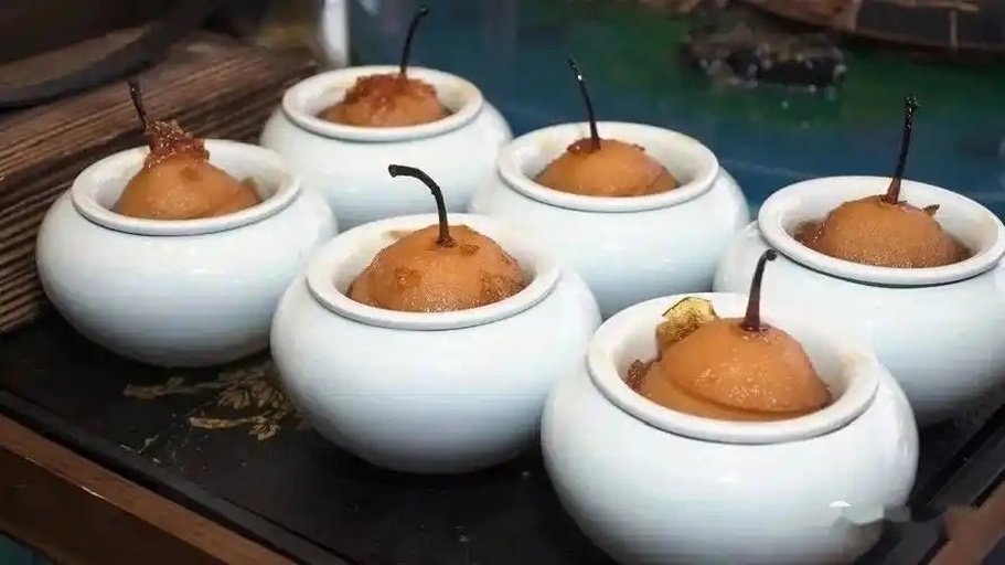 酸梨加工场景图