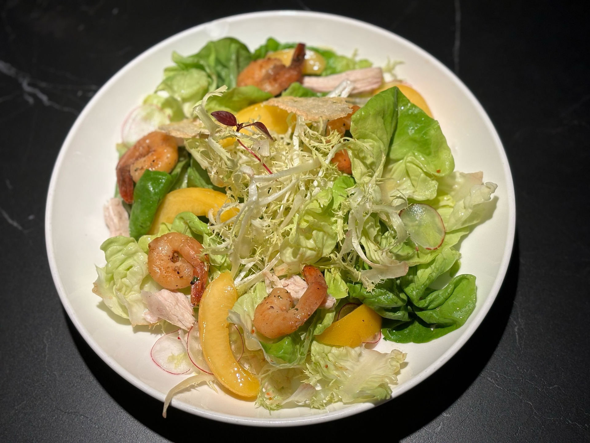 柚子果肉用于制作水果沙拉的摆盘效果