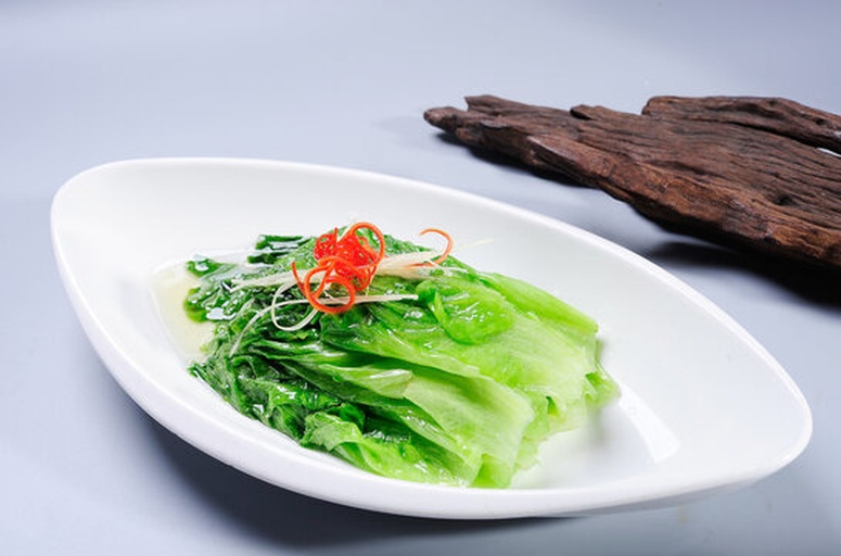 白灼生菜成品特写