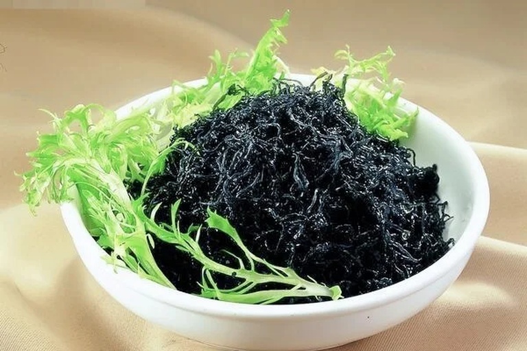 青提乌龙创意沙拉摆盘