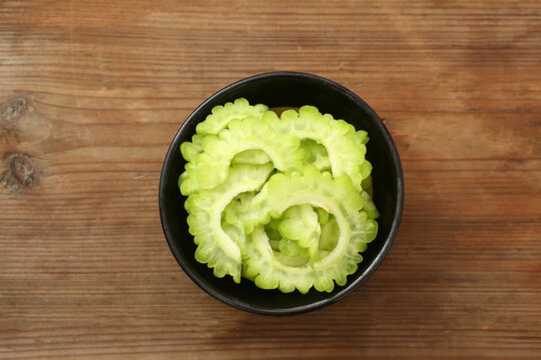 苦瓜多种烹饪成品拼图