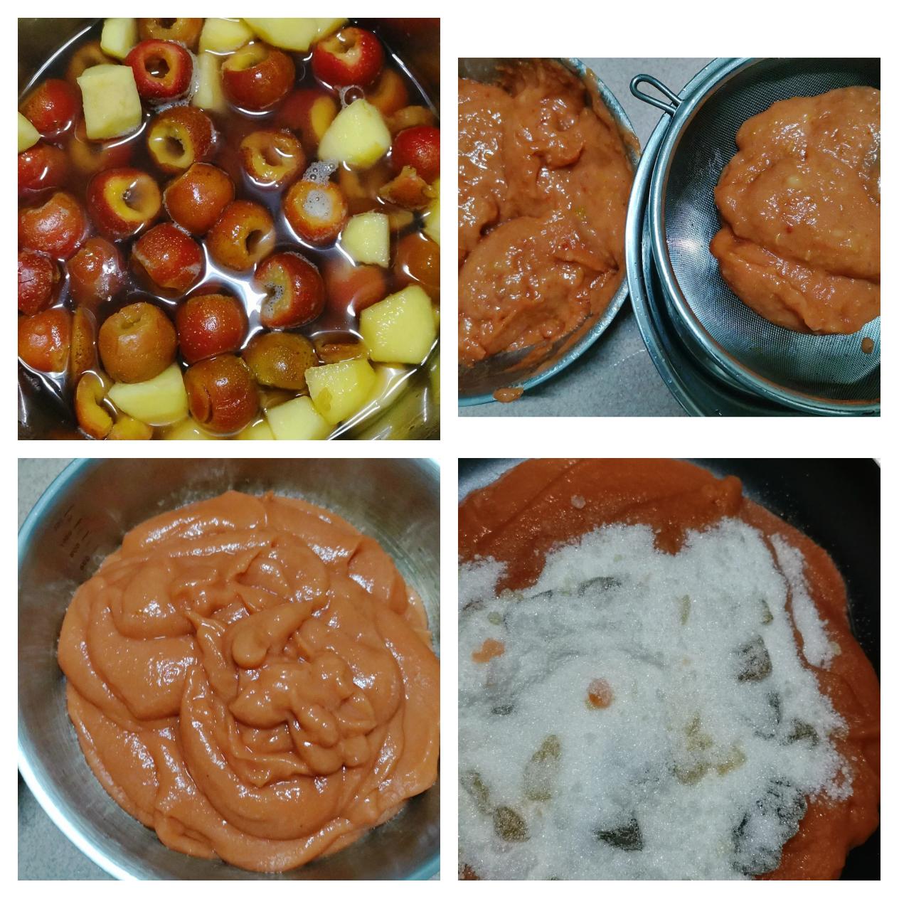 锅中正在熬制山楂苹果酱,果肉呈浓稠糊状,表面微微冒泡,勺子搅拌中,背景为厨房操作台,有玻璃罐和柠檬片 山楂苹果酱熬制过程