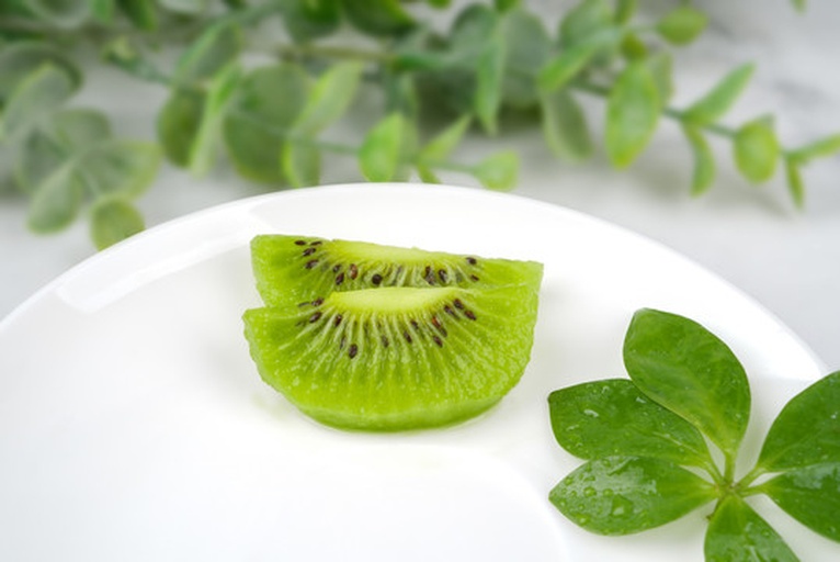 翠香猕猴桃家庭食用场景