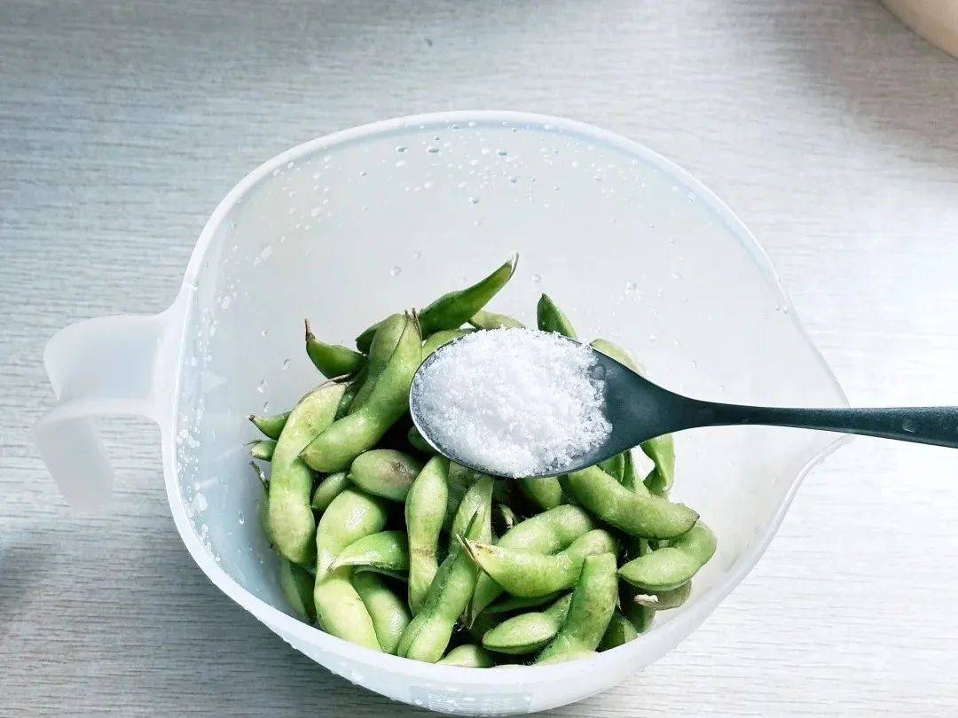 毛豆剪角处理过程