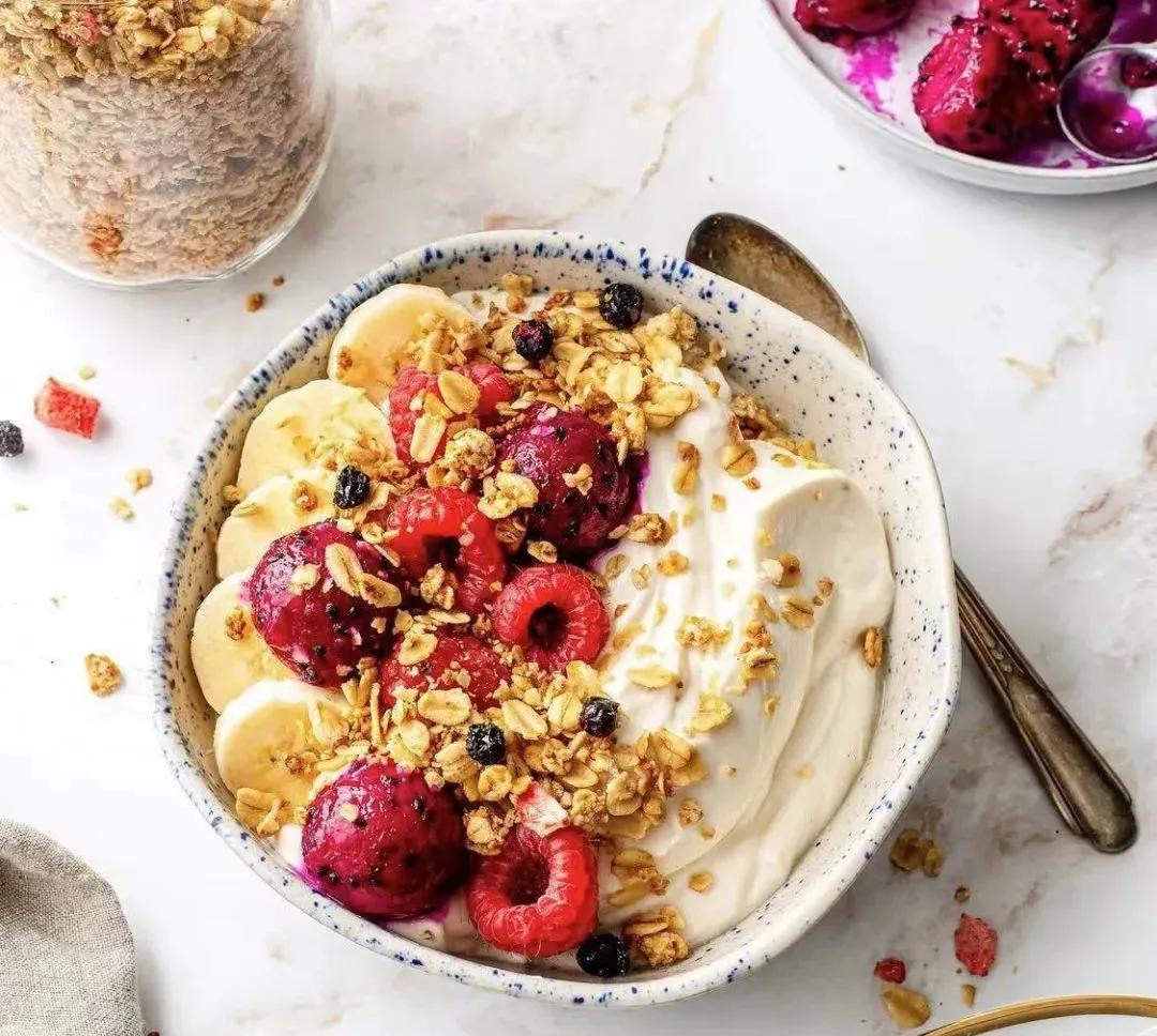 火龙果搭配早餐碗