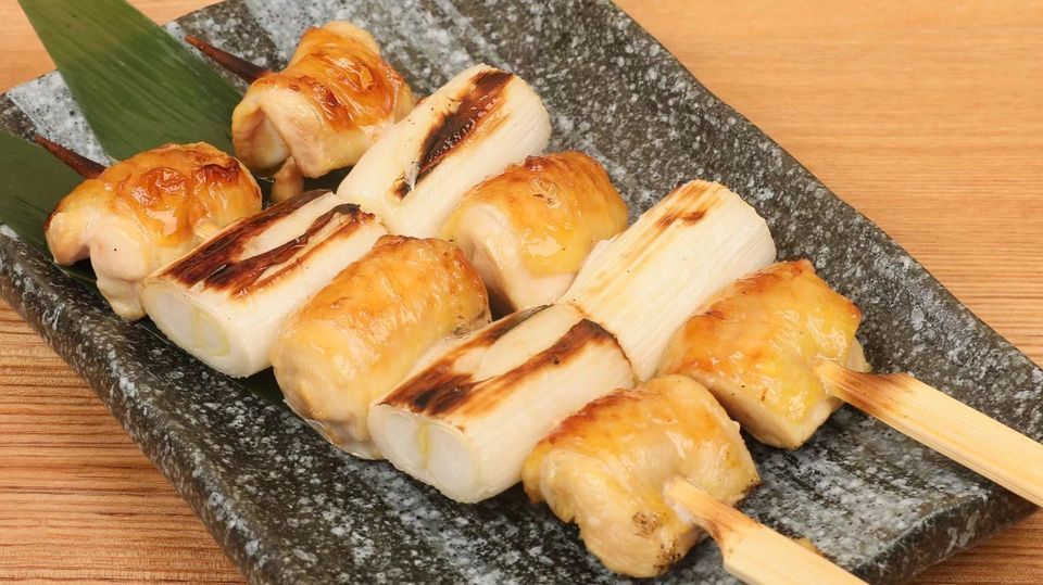 京葱鸡腿肉烧鸟成品特写