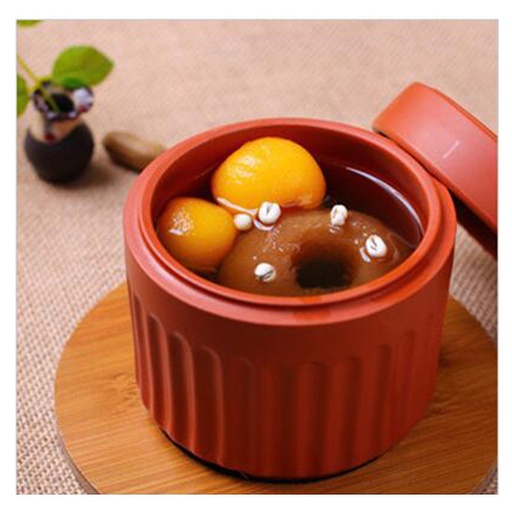 厨房操作台上的密封储存过程