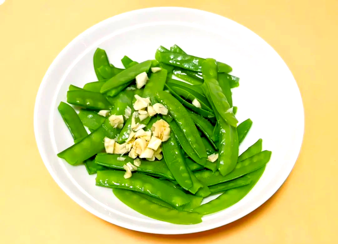 清炒荷兰豆成品图