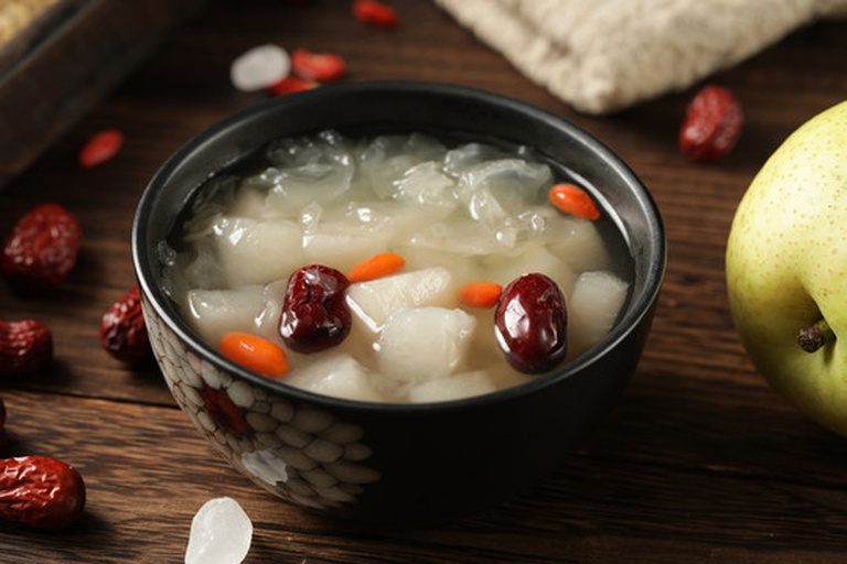 冻梨食用场景图