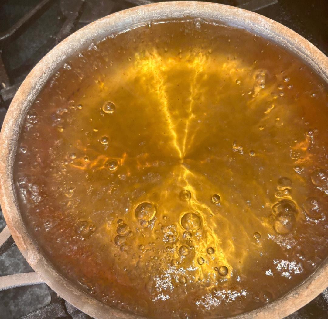 山楂姜丝煮制过程