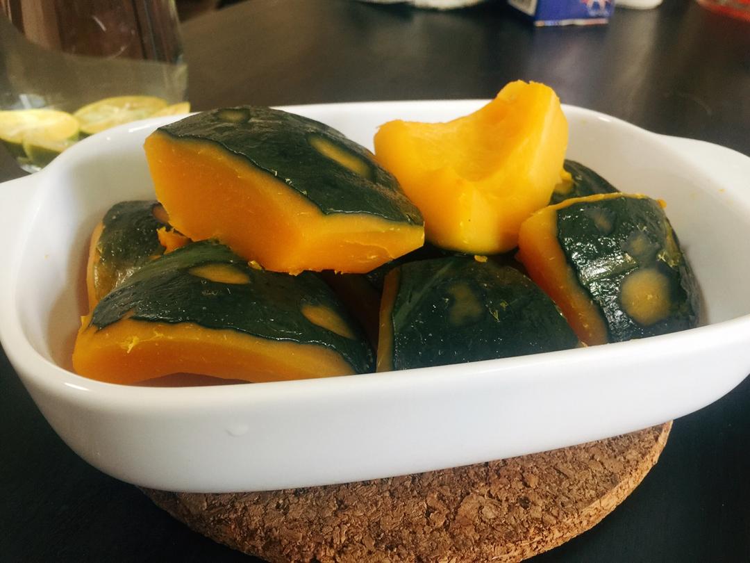 成品南瓜炒菜摆盘图