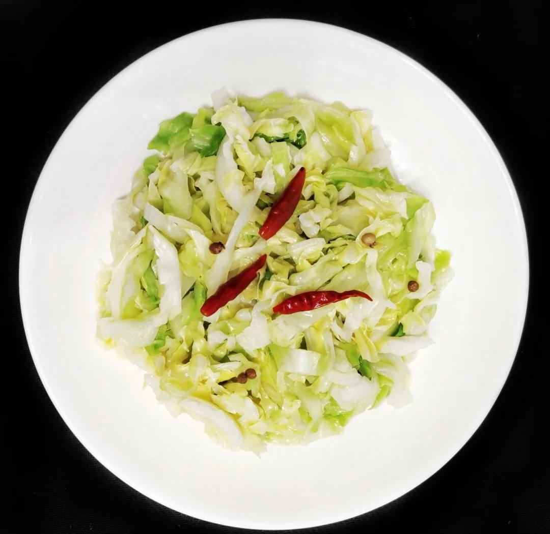 圆包菜菜肴