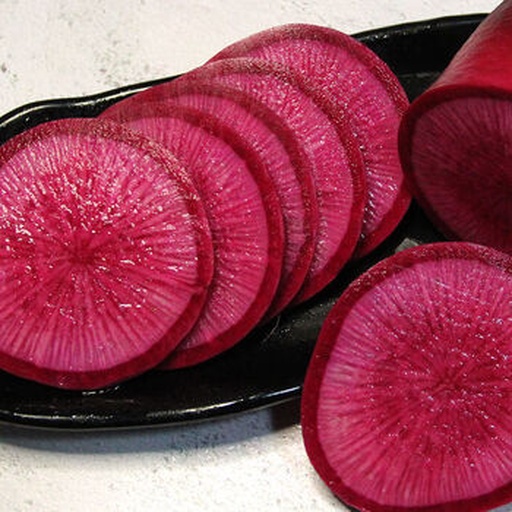 红心萝卜切片展示内部纹理