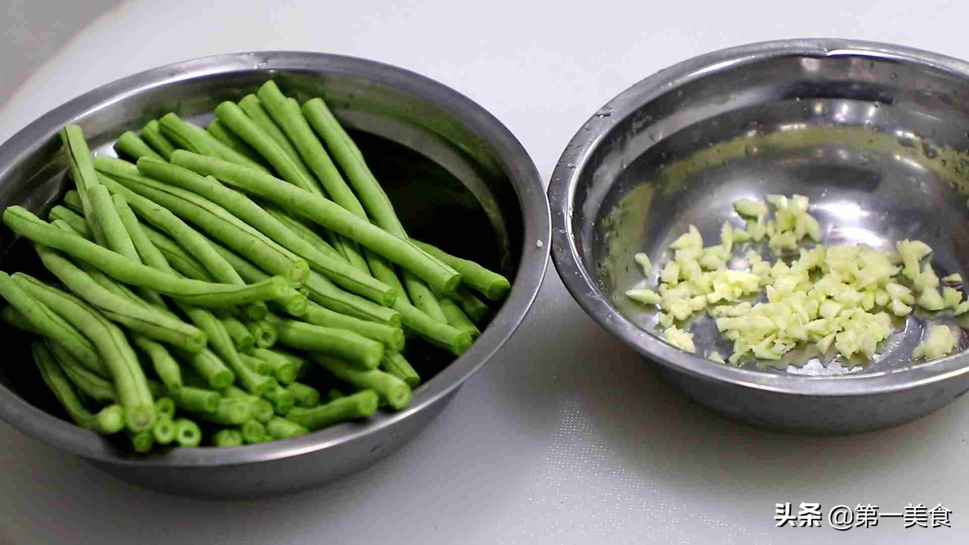 长豇豆热烫与冰水冷却操作实景