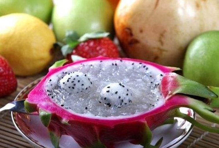 火龙果营养信息图表示意