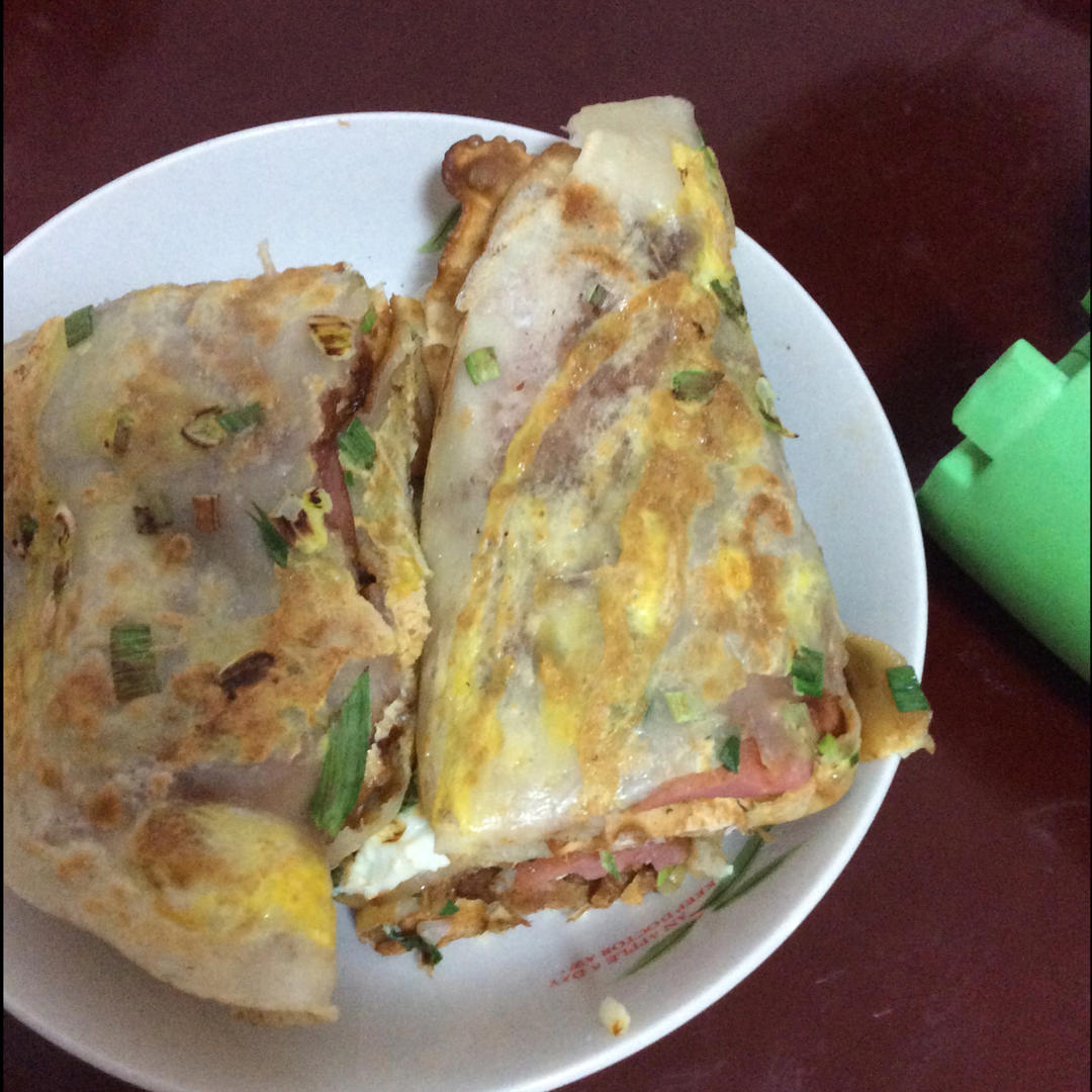成品鸡蛋灌饼切面图