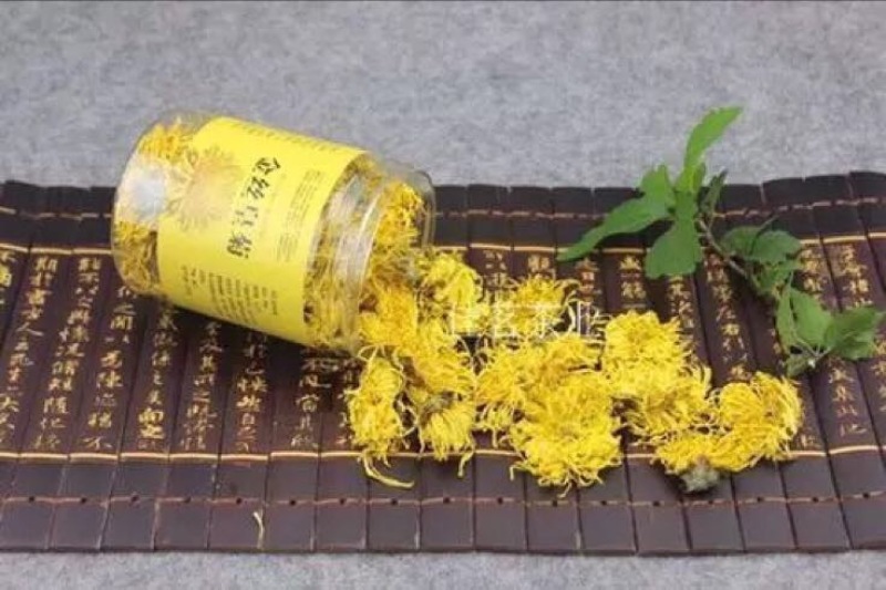 菊花茶一朵一杯清热去火