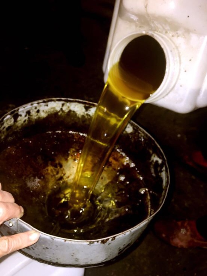 茶树油