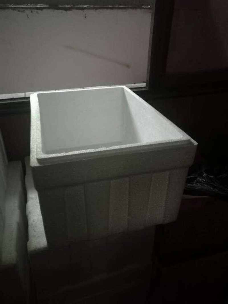 泡沫箱1号（530*290*370）蔬菜箱周转箱