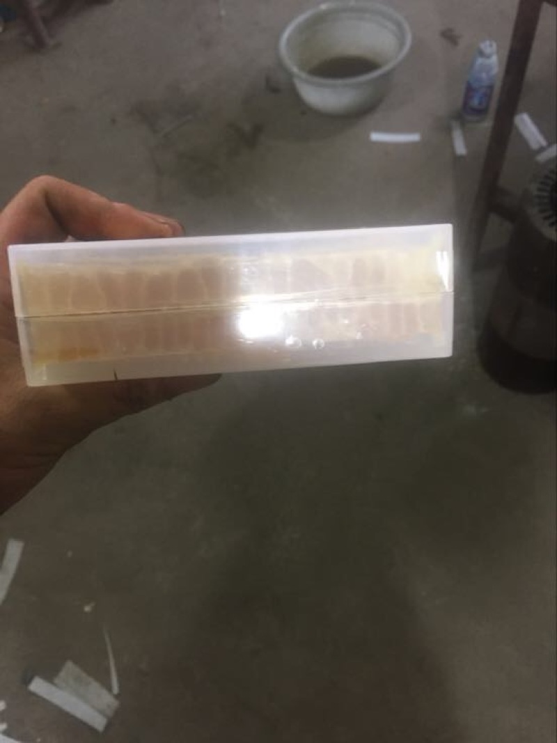 蜂巢蜜一盒一斤