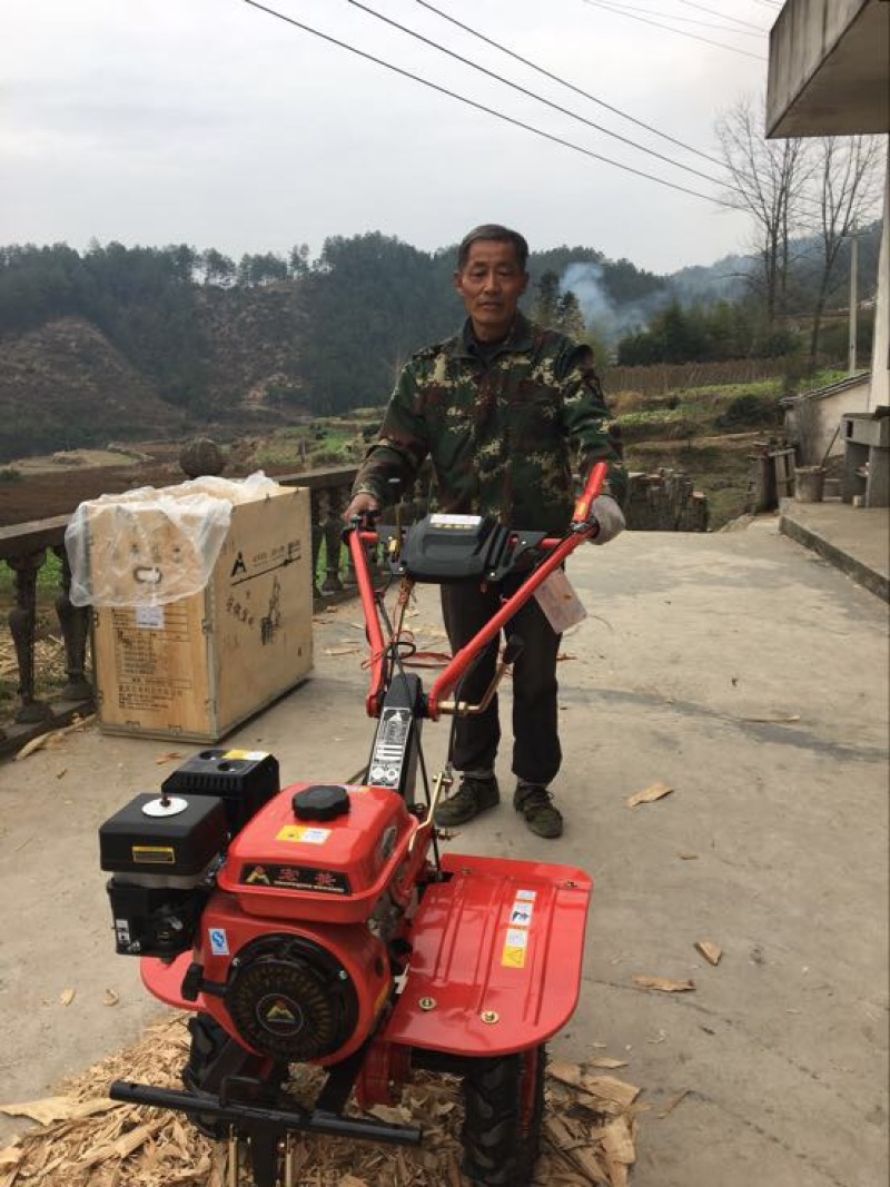 微耕机汽油型平地