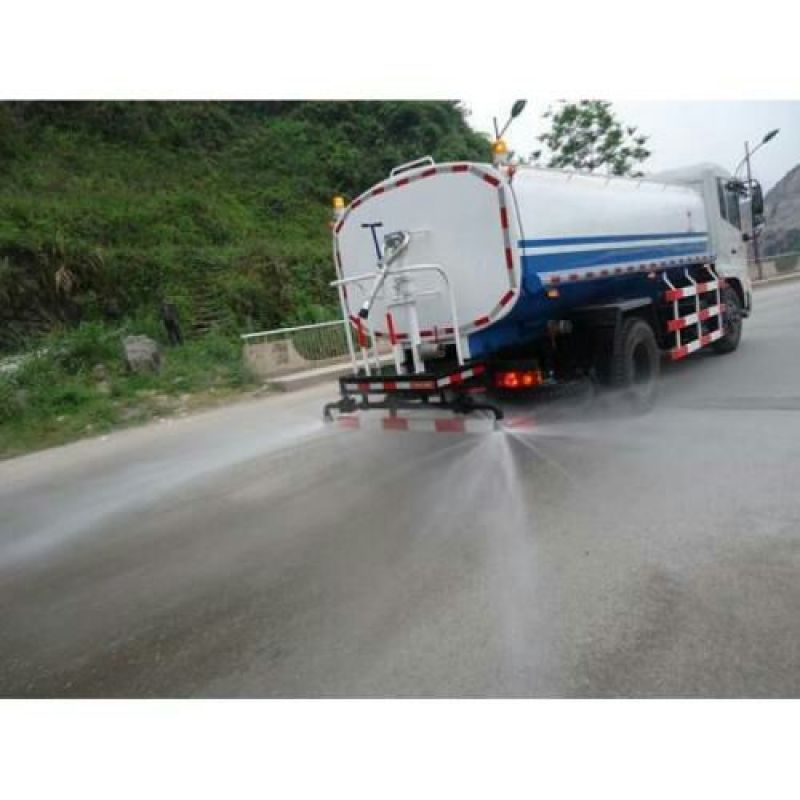 洒水车
