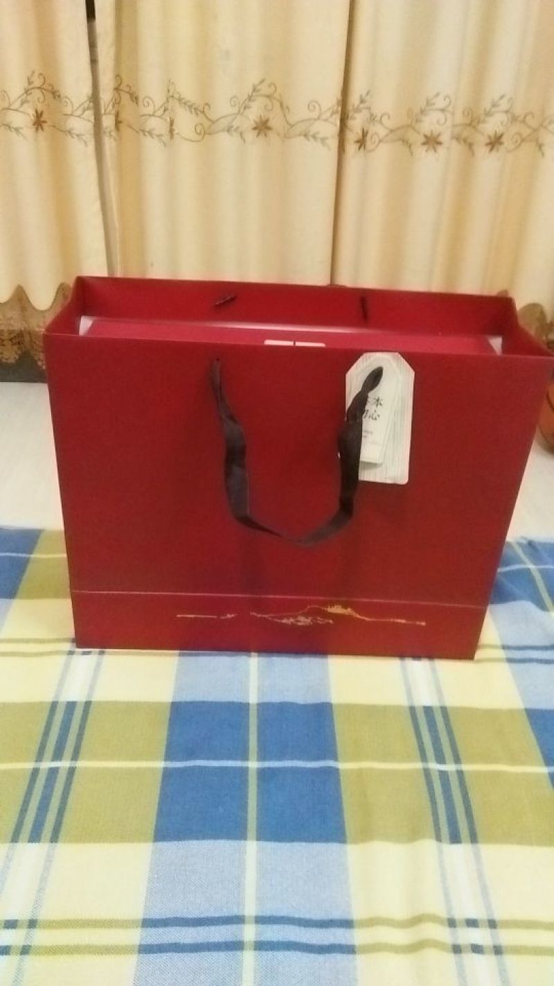纯野生高山古树岩茶(阳光杀青，手工制作)
