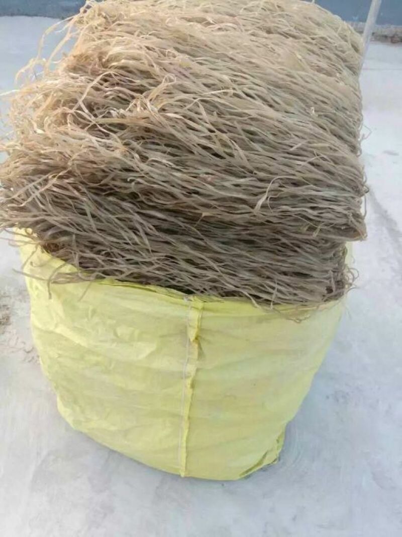 刘井纯手工制作红薯粉丝。已被列为非物质文化遗产。百年工艺