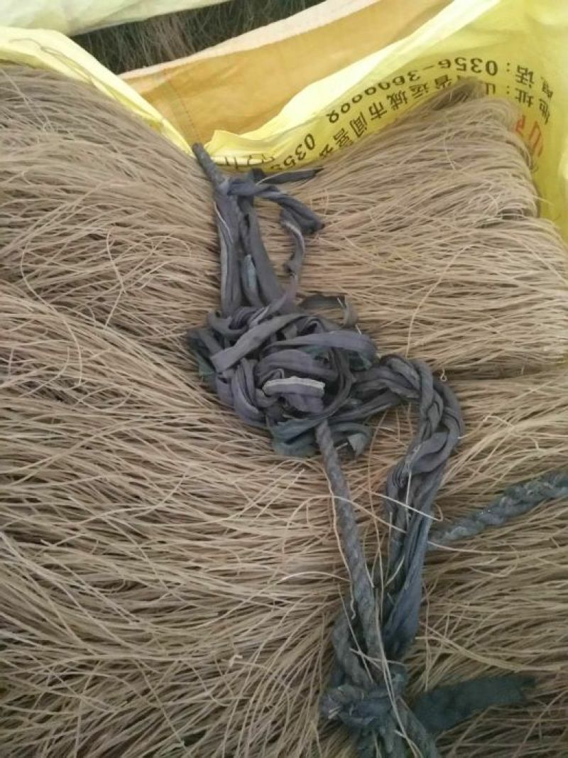 刘井纯手工制作红薯粉丝。已被列为非物质文化遗产。百年工艺