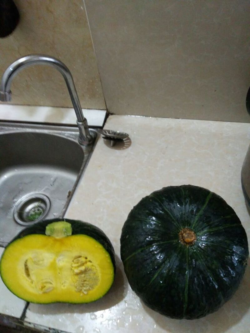 青南瓜广西青南瓜新鲜大量上市，货源充足稳定