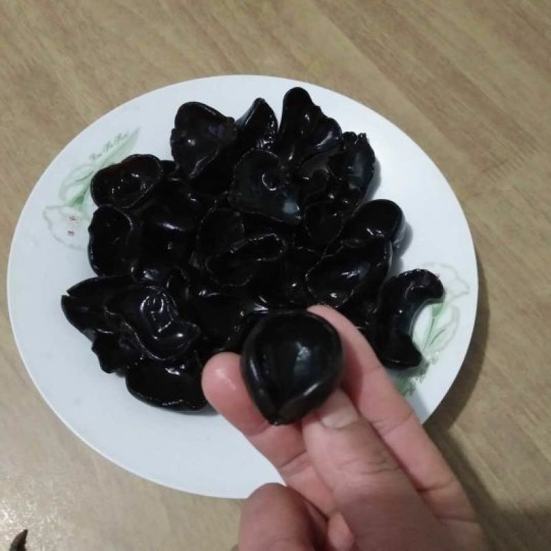 东北秋木耳一级。量大价优。