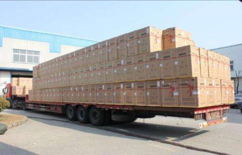 高栏车6.8m6~10吨车型齐全欢迎老板来电联系
