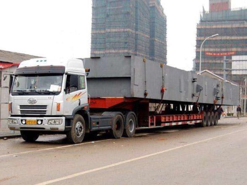高栏车6.8m6~10吨车型齐全欢迎老板来电联系
