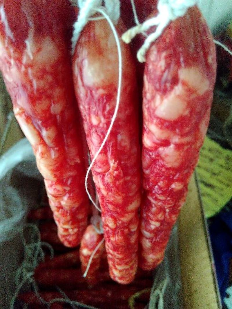 腊肠带绳腊肠