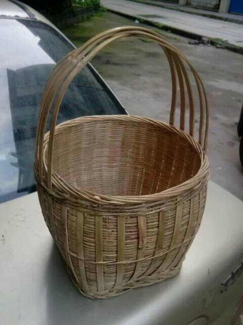 竹工艺品竹篮，提篮，源头厂家定做各规格竹编