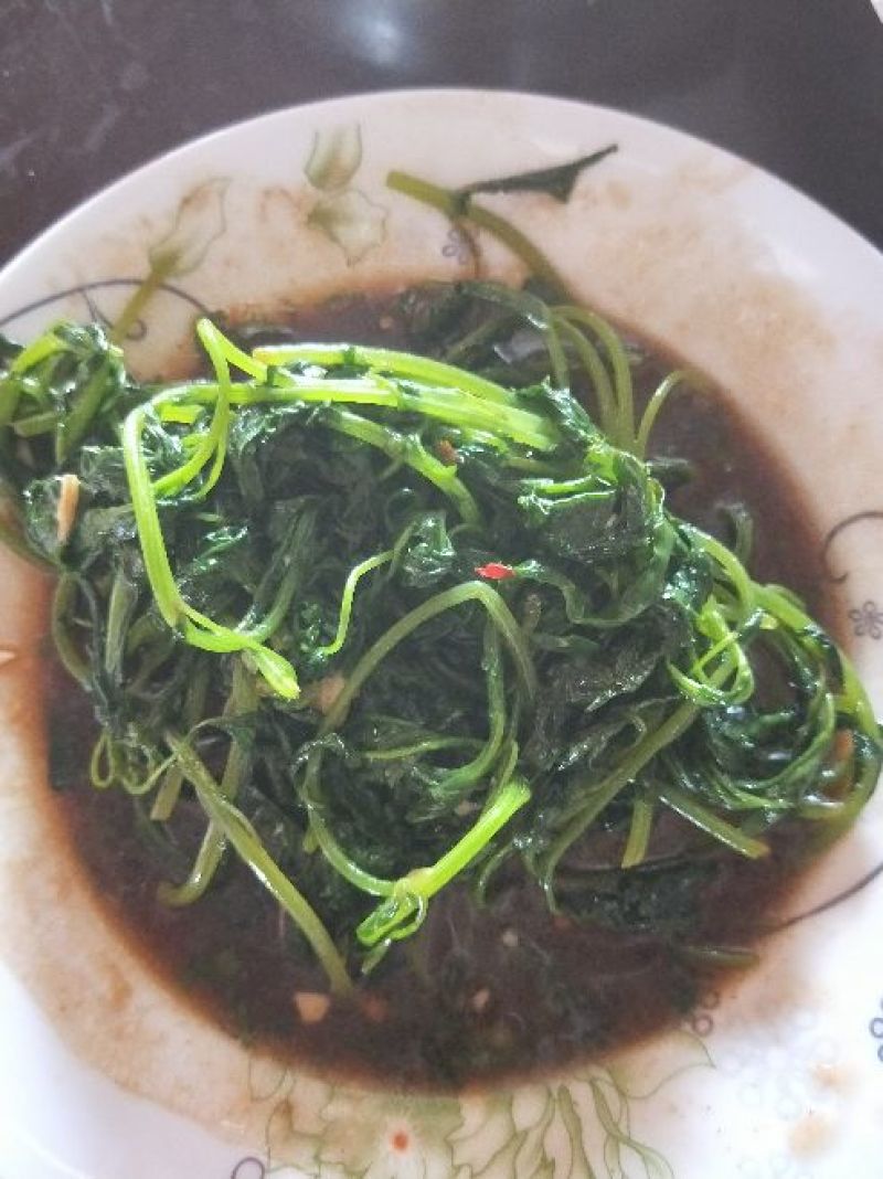 灰灰菜