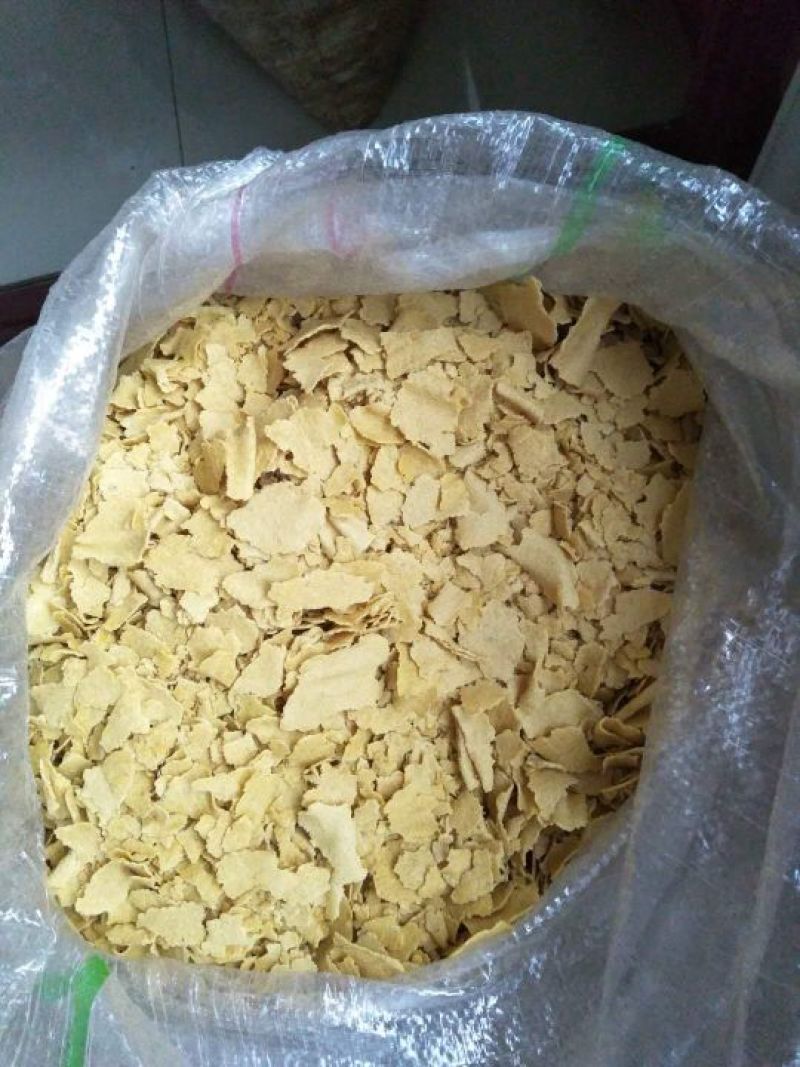 豆饼，螺旋榨油机加工而成