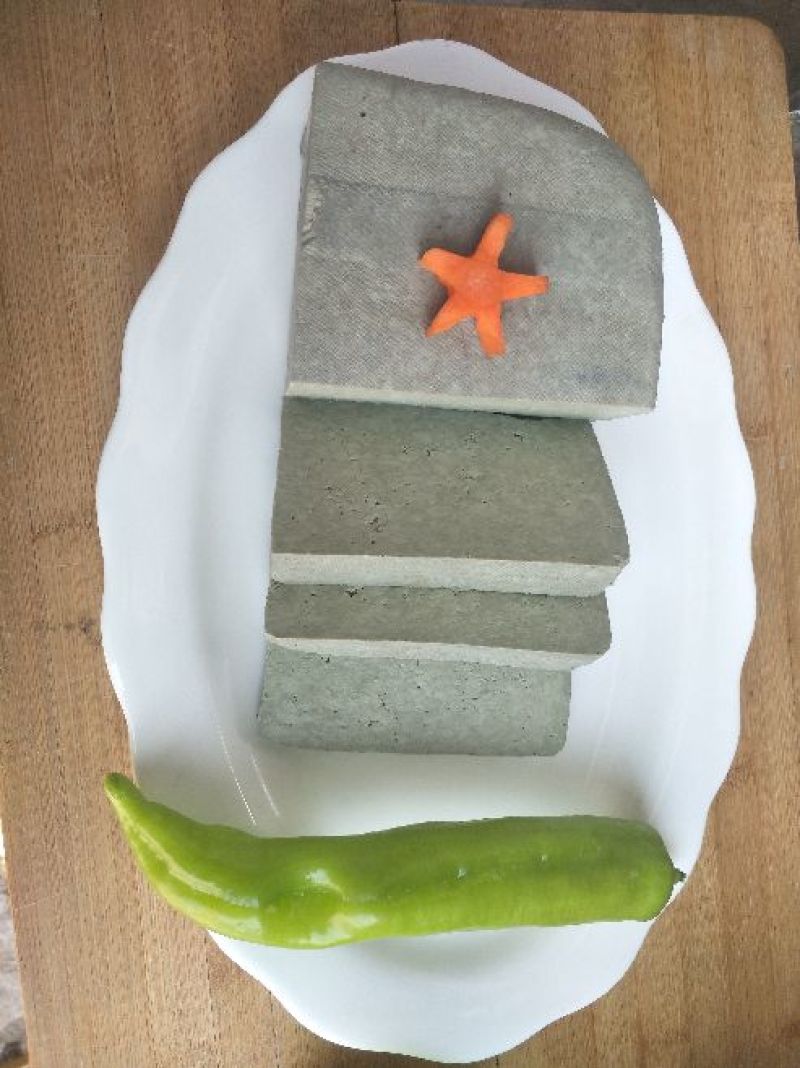 豆腐黑豆腐