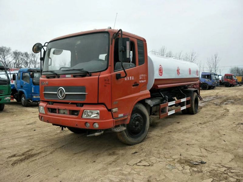 洒水车