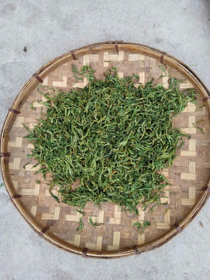 牛柑果个大皮薄，多汁爽口。