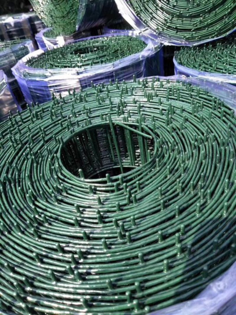 硬塑荷兰网高度1.8米长30米防护网养殖围网