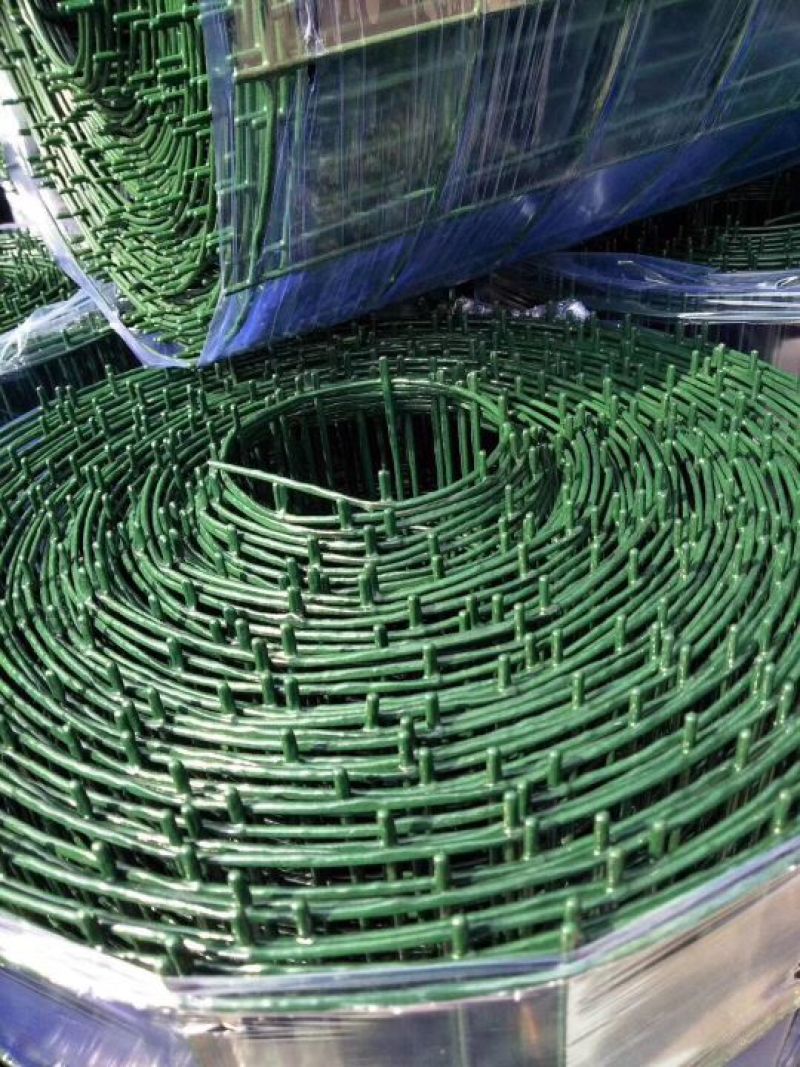 硬塑荷兰网高度1.8米长30米防护网养殖围网
