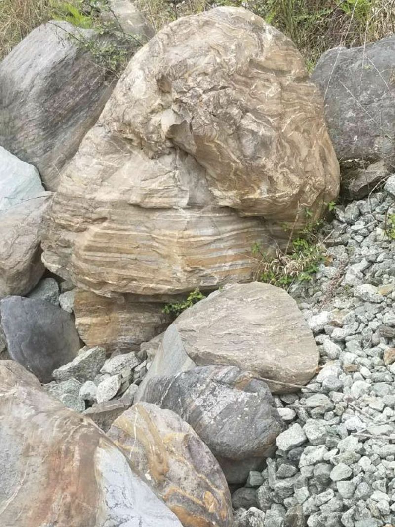 毛石