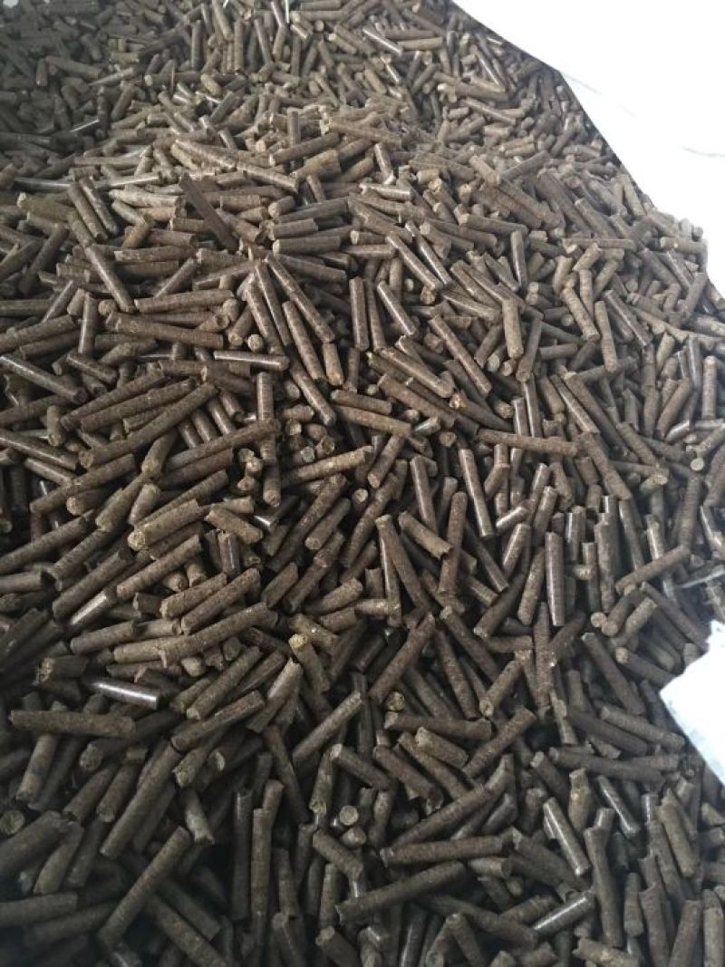 生物质颗粒燃料。热值高，不结焦