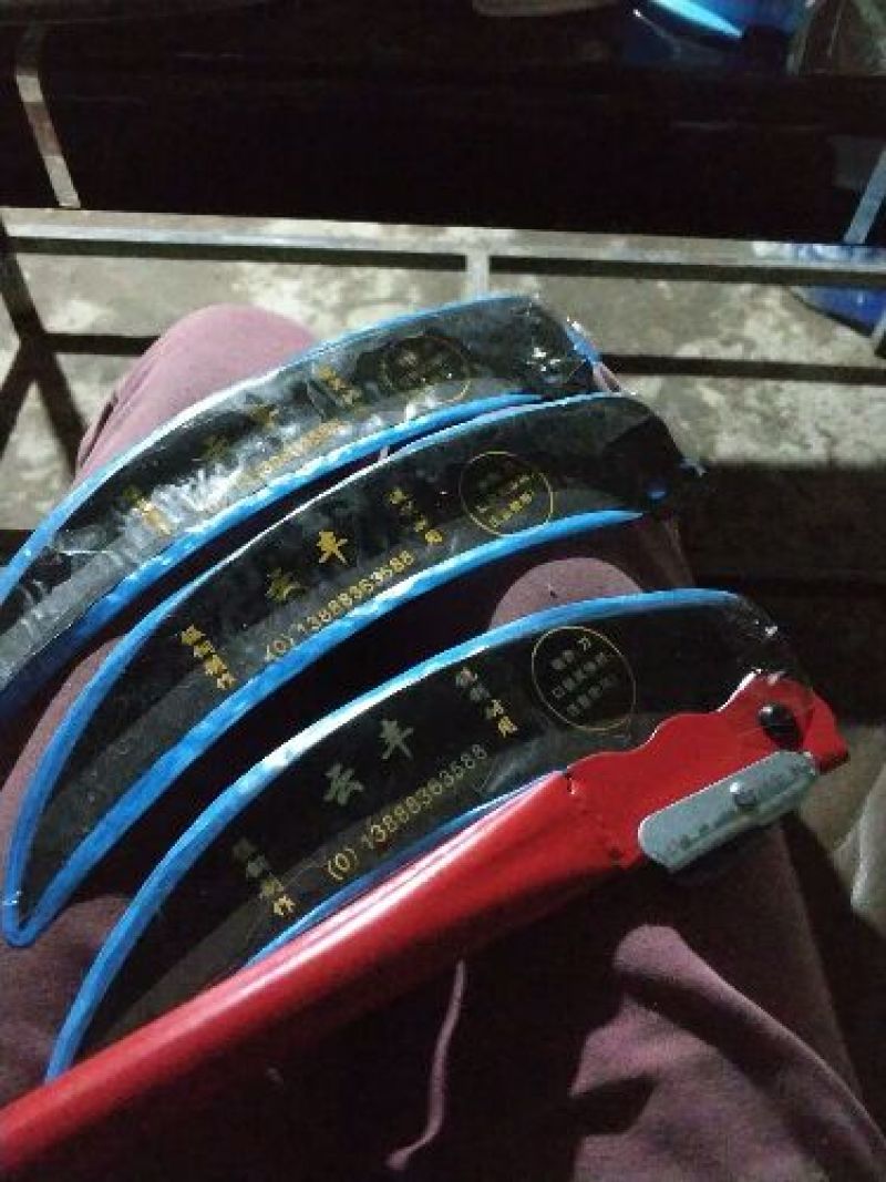 刀具类包邮农用镰刀折叠镰刀割草刀草刀农用工具手用大镰刀