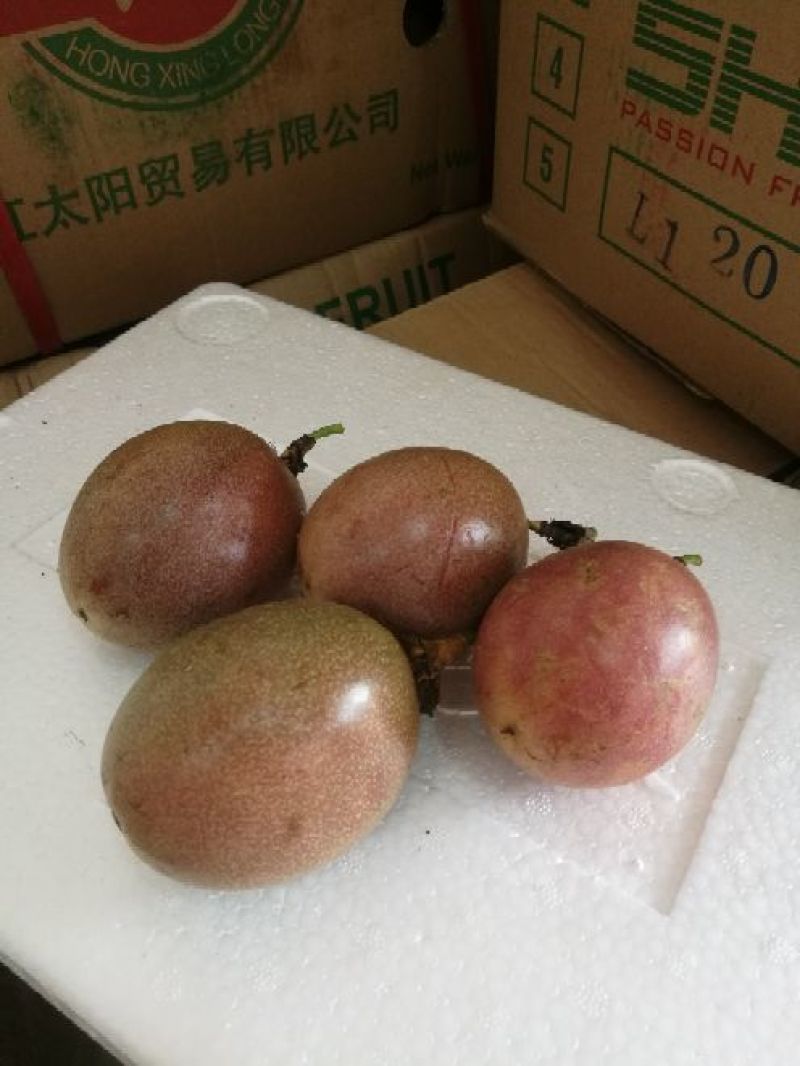 百香果70~80g紫果