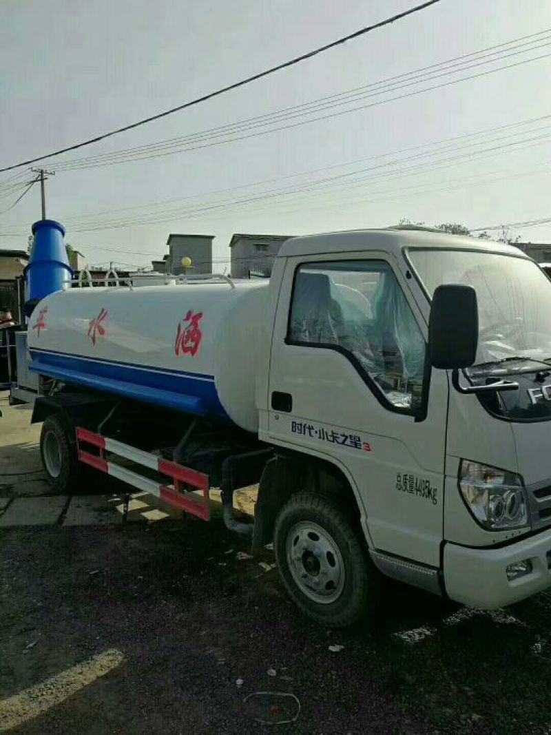 洒水车